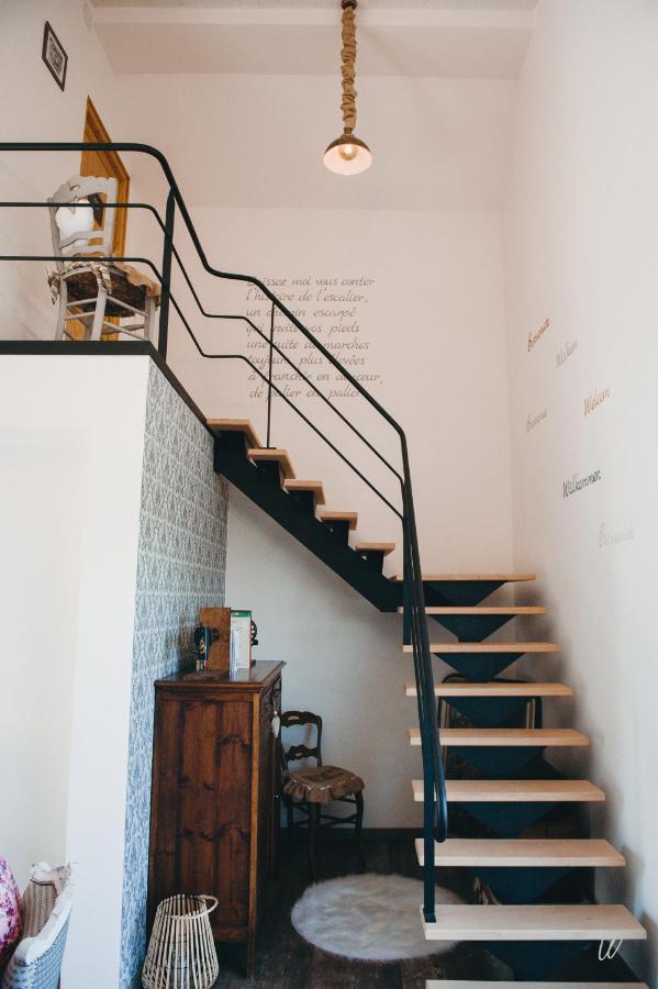 Au Charme D'Antan Bed & Breakfast Feron ภายนอก รูปภาพ